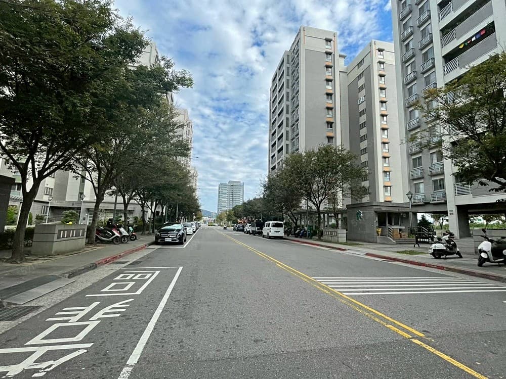 ✨8年新大樓|高樓景觀|邊間三面採光|4房雙衛|坡平車