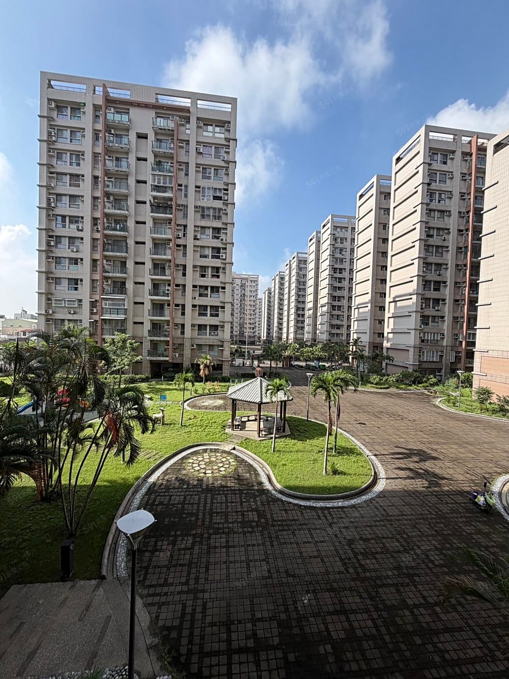 (專)仁德｜近東區｜二空新城三房平車一手屋
