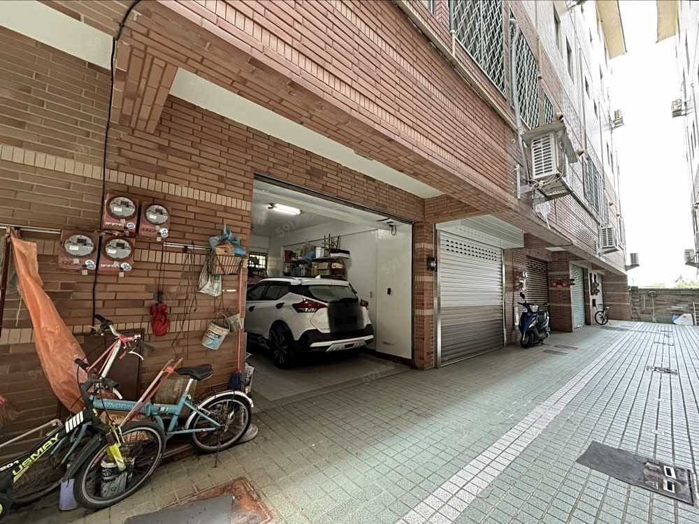 4房2廳3衛➖公園南街-裝潢美麗➖低樓層
