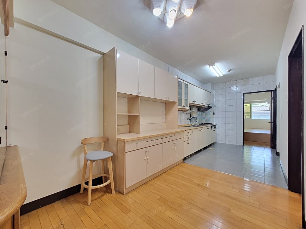 🏡林媽媽租屋⭐近崇明學區、文化中心３房華廈⭐須公證
