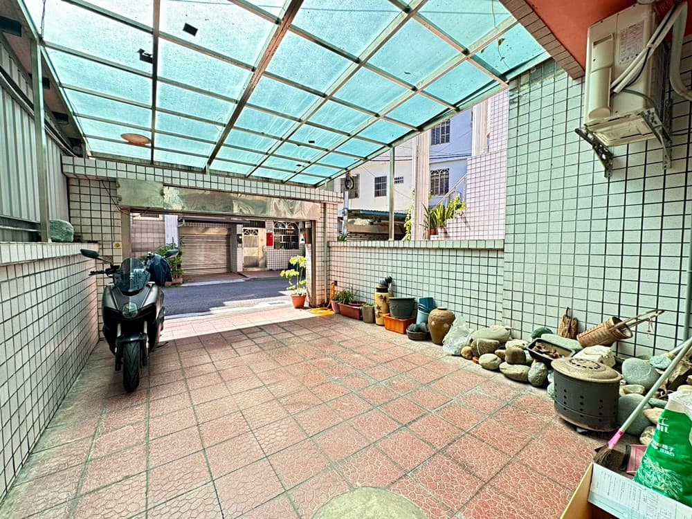 屋主真心想賣💞近大竹交流道機捷A17透天|前院可停車