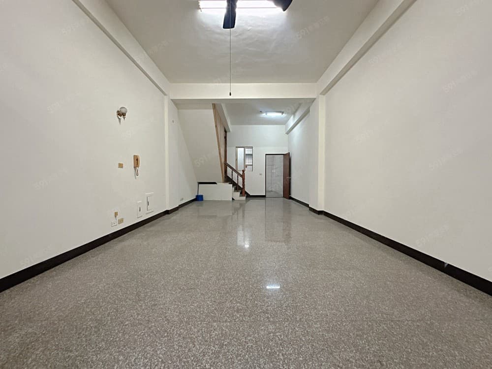 仁德稀有6房大透天|格局方正店住皆宜