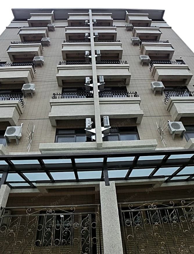 《房東自租免仲介費》南園雅舍電梯豪華套房出租中！