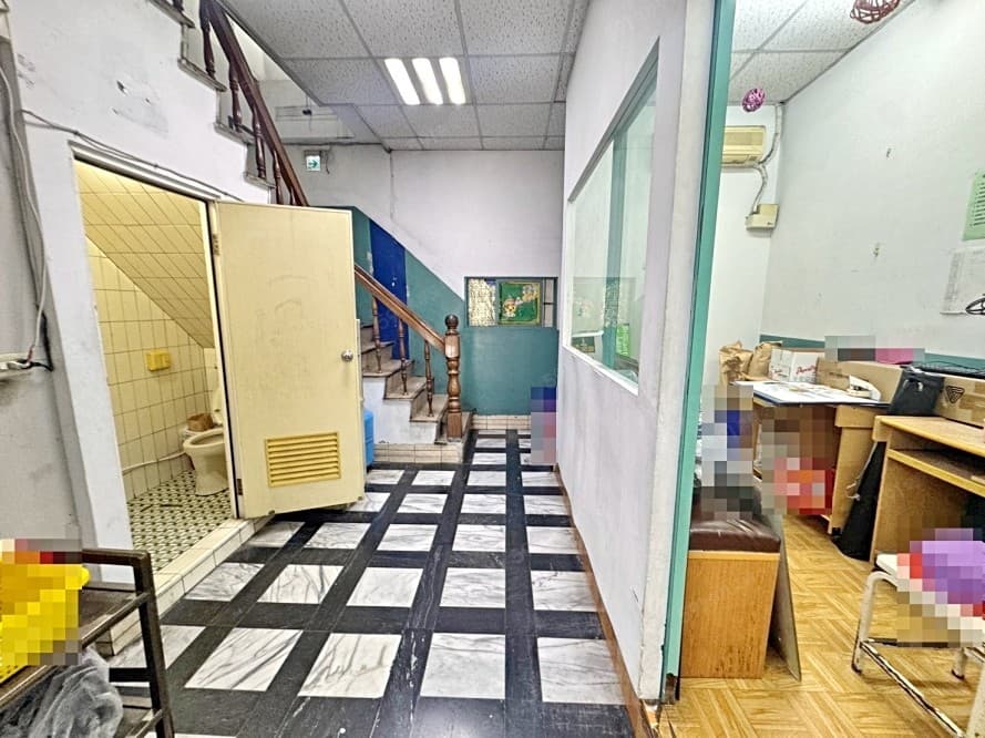 大橋二街金店面~最熱鬧的區段~稀有釋出~錯過要等很久