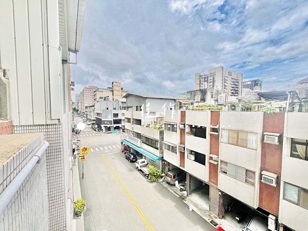 急售❗別人談不了的價格👉️我可以【南屯區10米路透天店面】