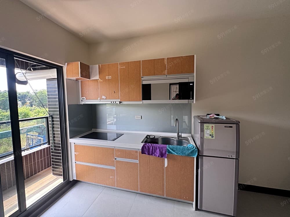🏡【仁武・大社|皇家旺博士9|全新首租|2房2衛+平面車位