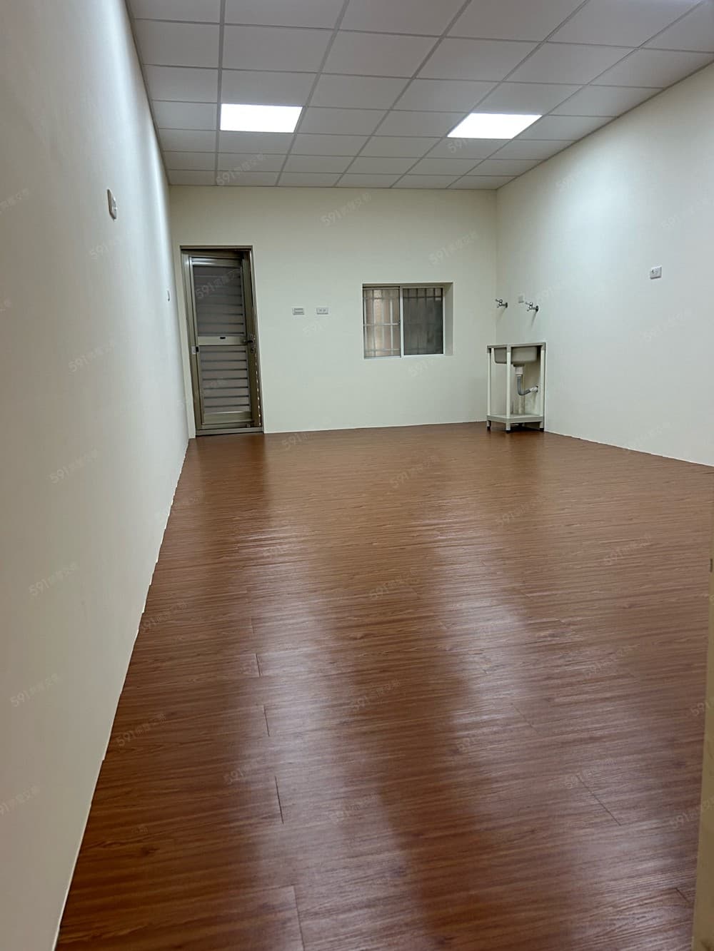 台南永康崑山街新整修也可做工作室的單雙人大套房，尋找優質房客