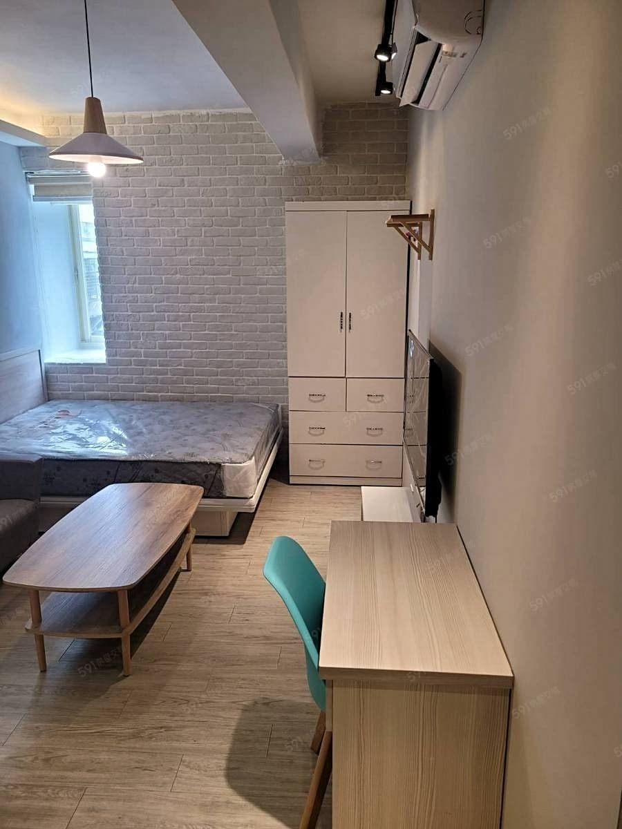 三和國中站;全新裝潢;家樂福超市