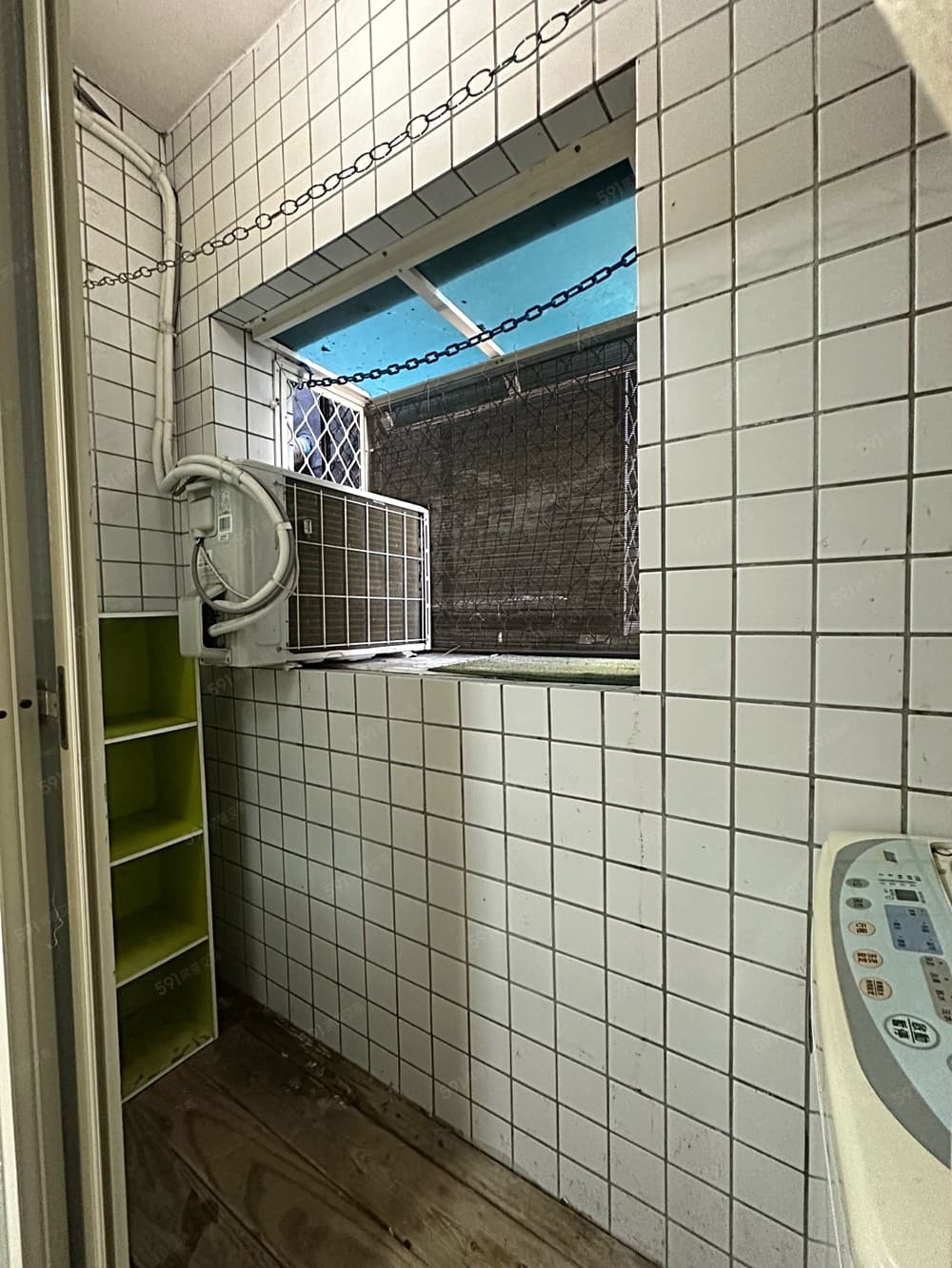 獨立大套房/近小巨蛋站/獨立陽台衛浴