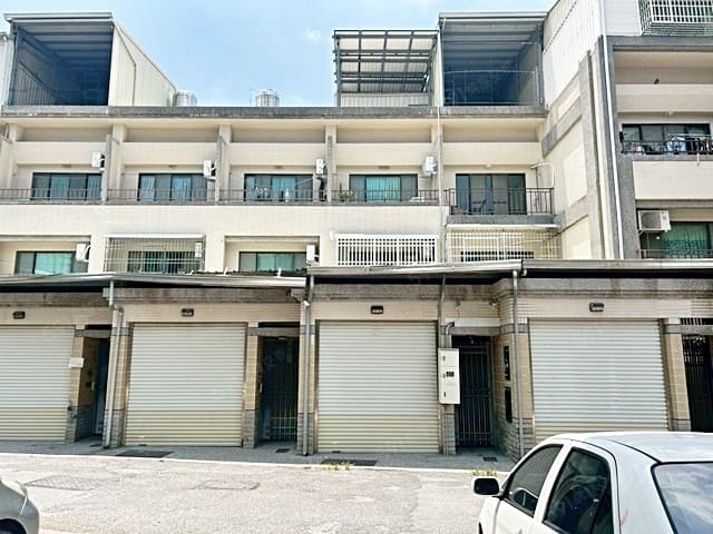 嘉藥滿租六套房透天學宿