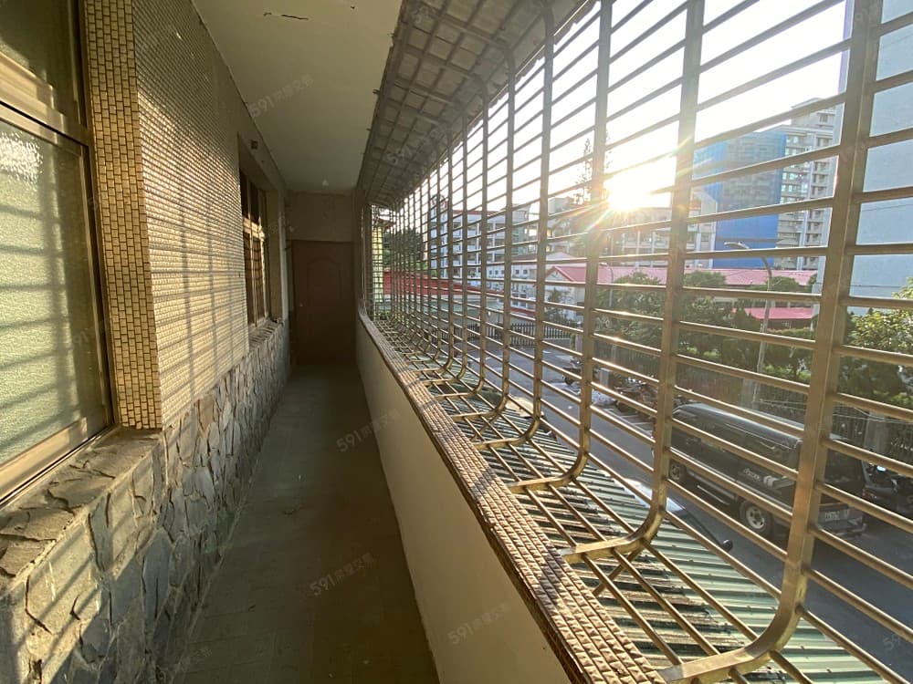 生活配套一應俱全/中原站/中山路三段