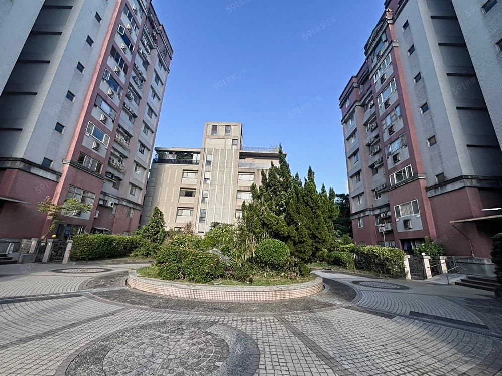 潤泰大湖園/優質舒適安靜社區大廈/含車位