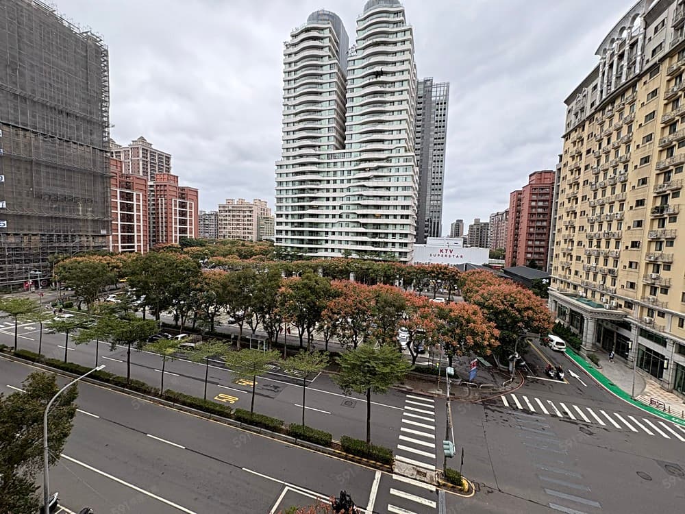小林代書精選《夢想之都》稀有棟距兩房車