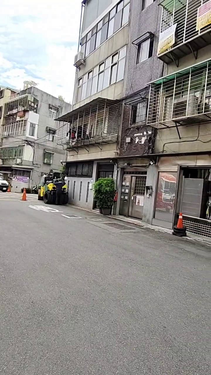 👍可貸8成🌟景平捷運宅🏡邊間採光明亮💖前陽台進出3樓