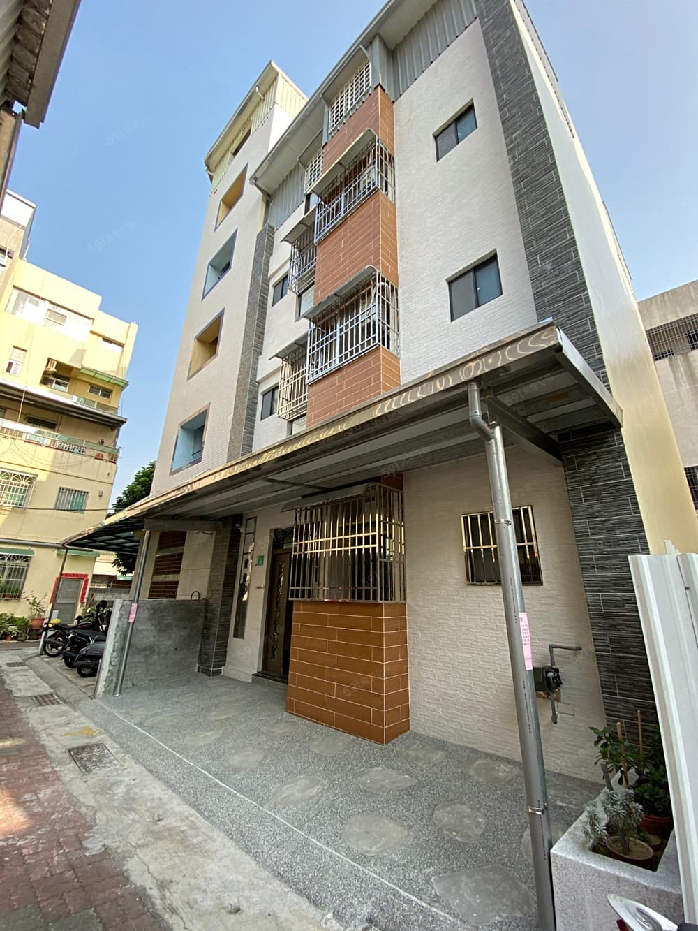 公寓樓層/間間優質套房
