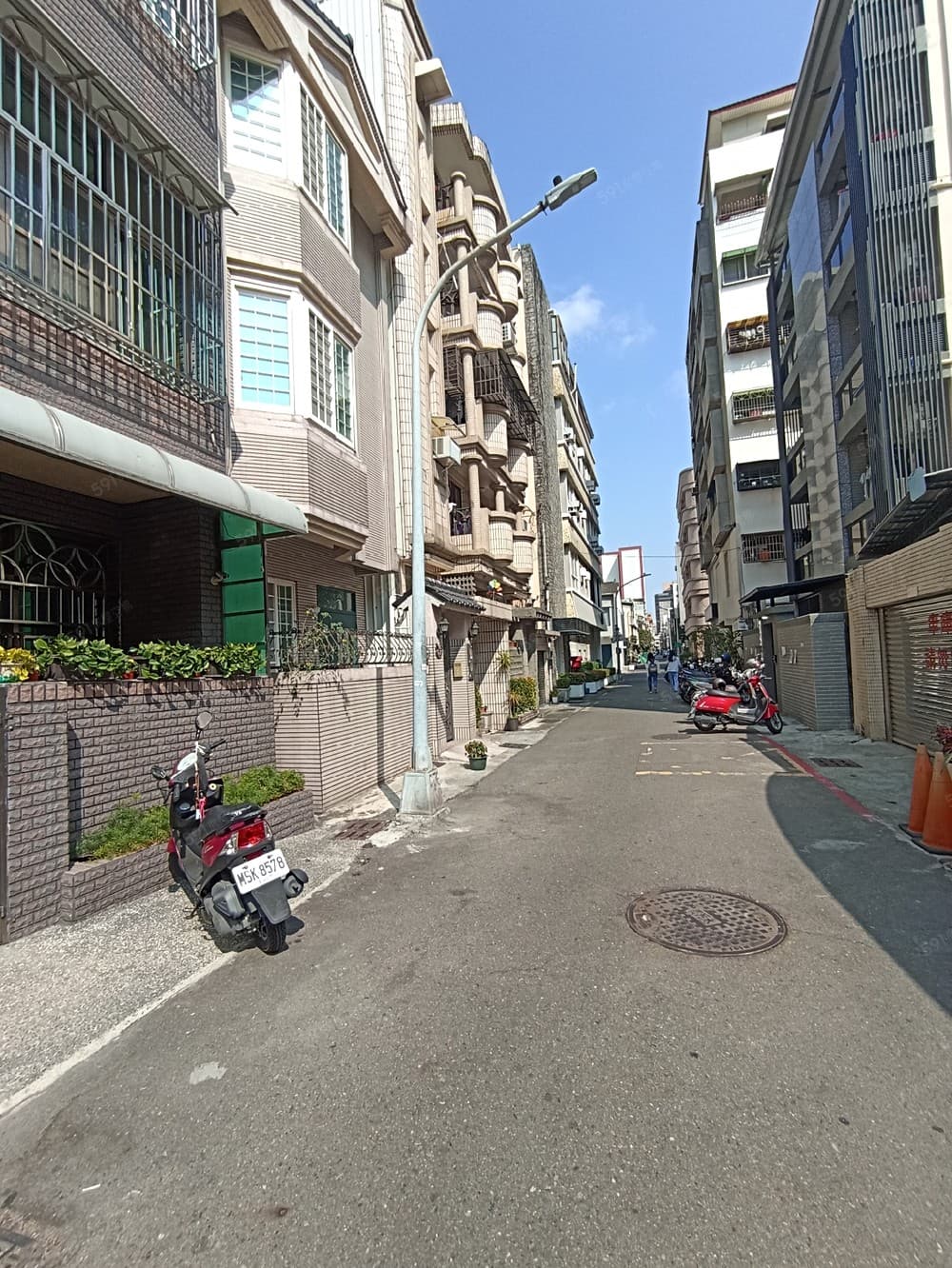 新崛江商圈_寧靜巷內整新電梯陽台套房