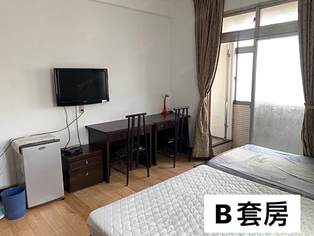 劍潭套房|英業達.新光.北藝中心(雙採光有陽台)