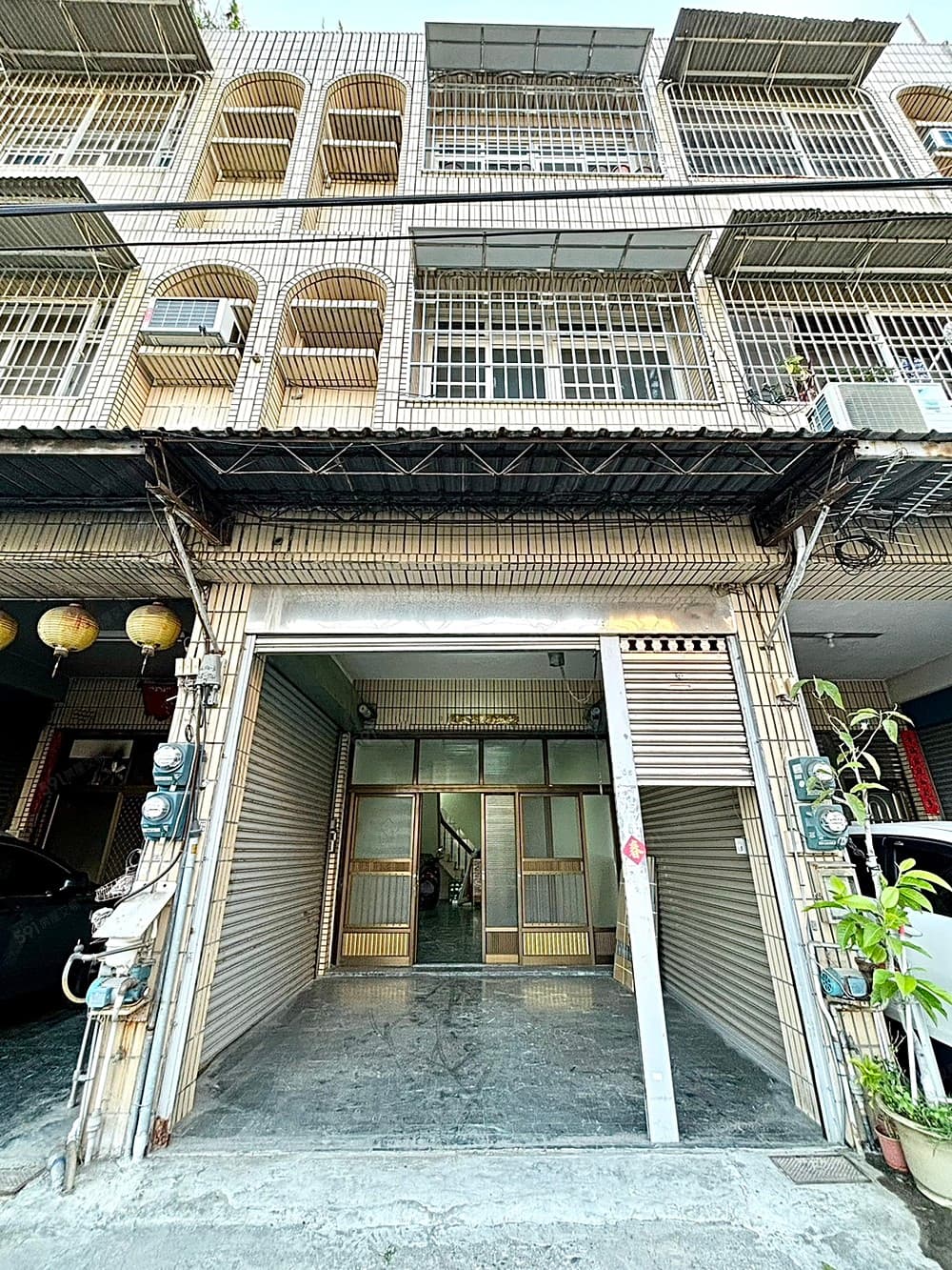 岡山近空軍官校臨路美透天|屋況佳~增建大空間