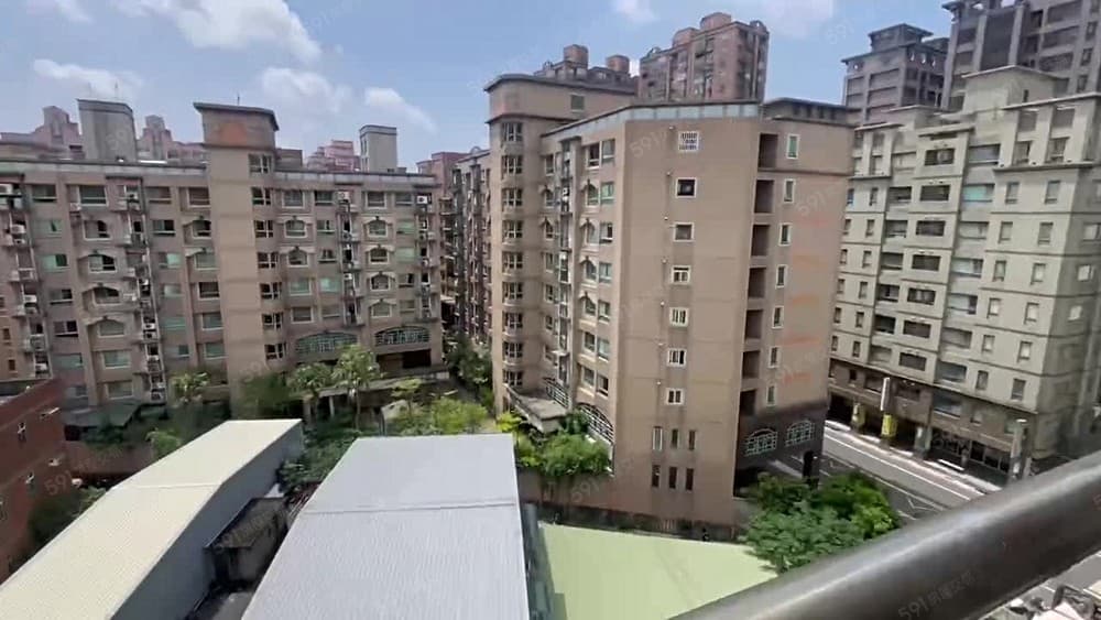 大業國小正核心｜昇捷經典低公設大空間｜子母雙車＋前後雙陽台