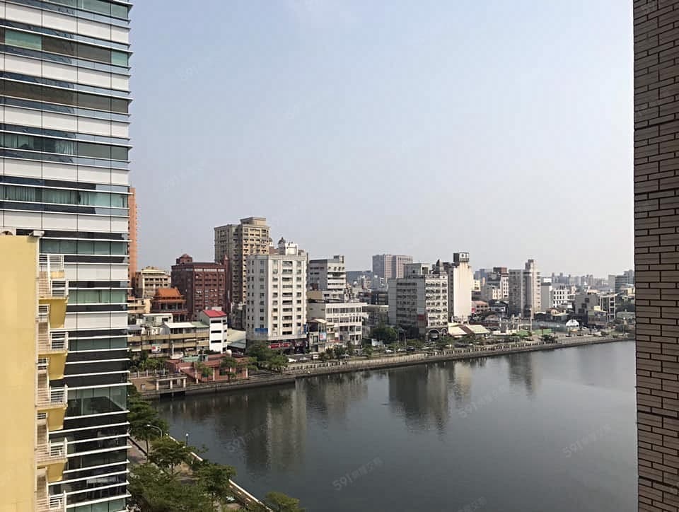 高樓層電梯運河景觀套房