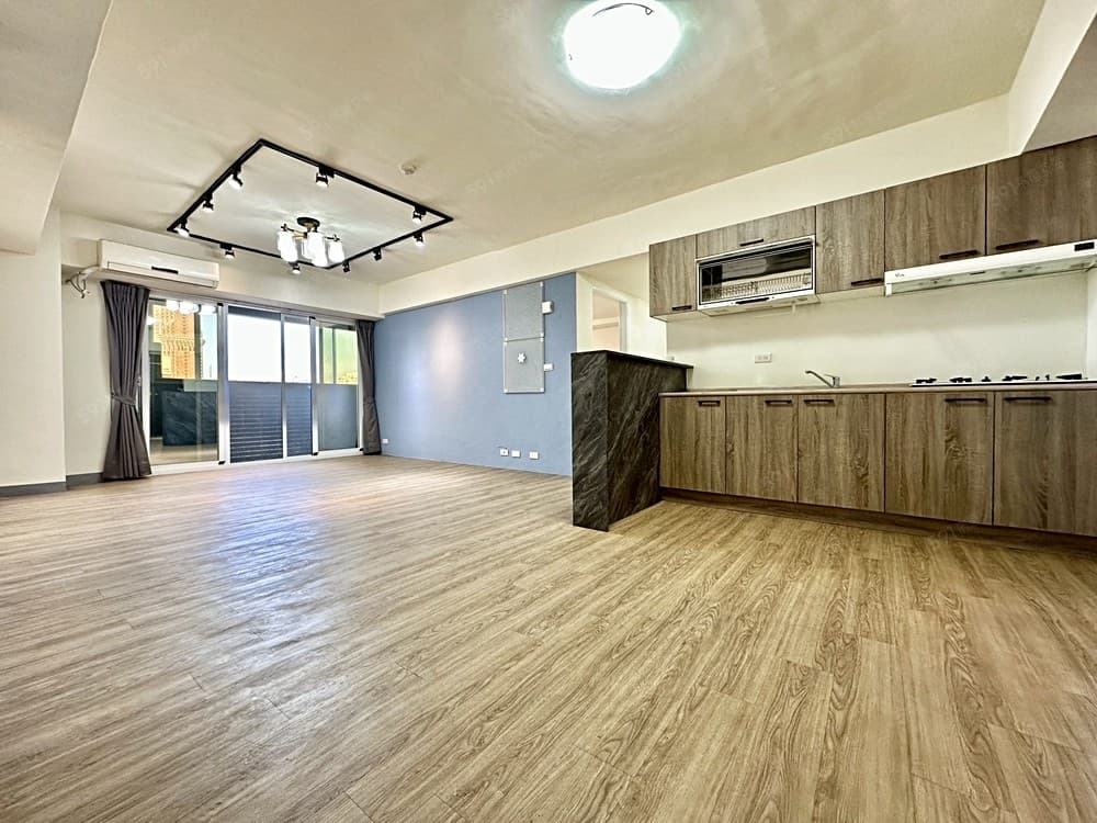 (曉曄)近高雄車站-信義國小捷運站低公設4房-即可入住