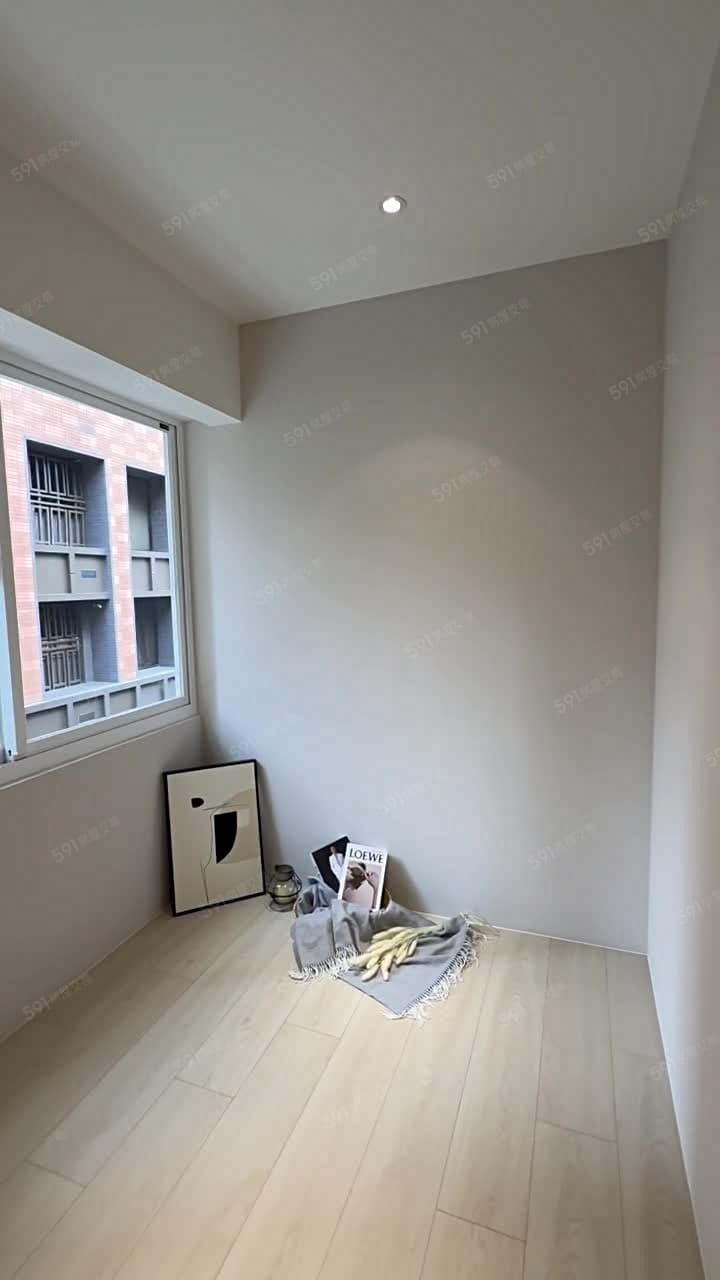 晶華商圈邊間極美兩室