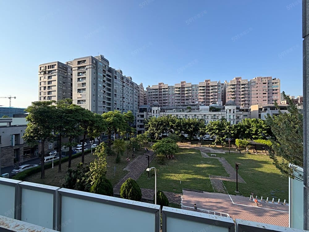 🔥秒殺~~~安平公園首排｜輕屋齡，百坪電梯極致奢華豪邸