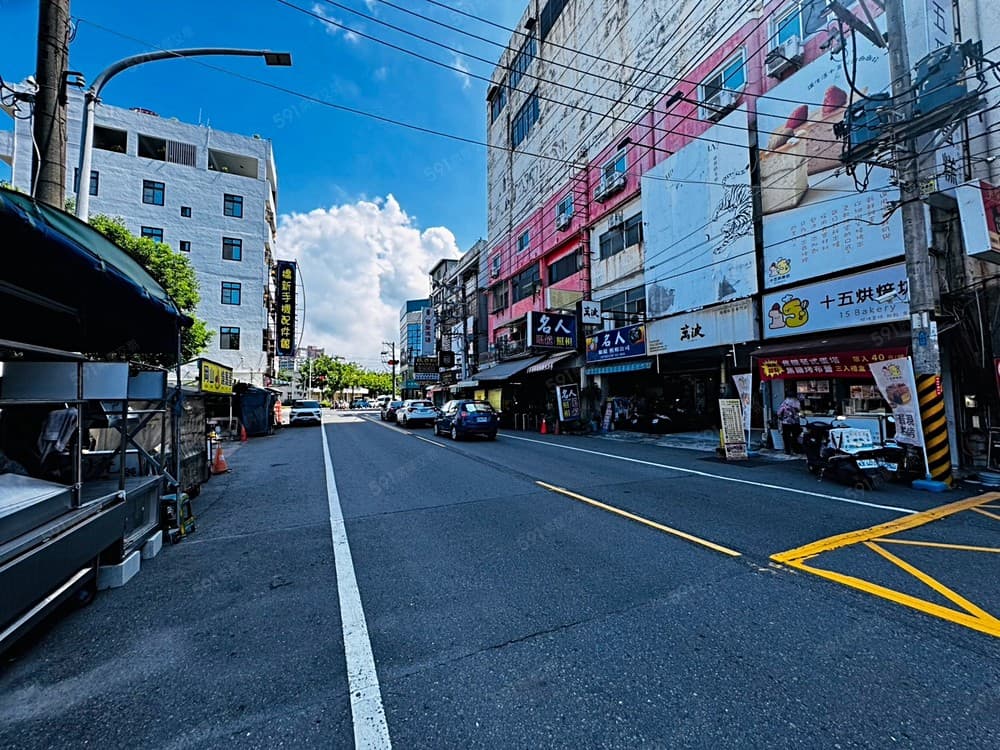 岡山壽天路商業大樓(53間套房、57個平面停車位)