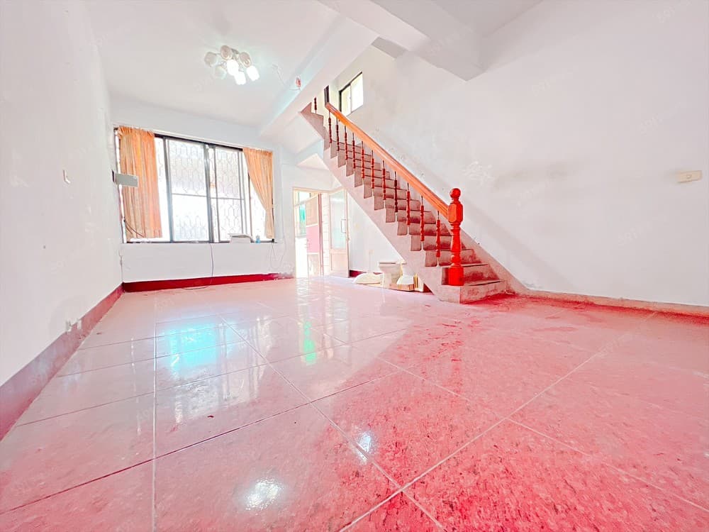 大里活路邊間透天🏠近成熟生活圈💯自住首選