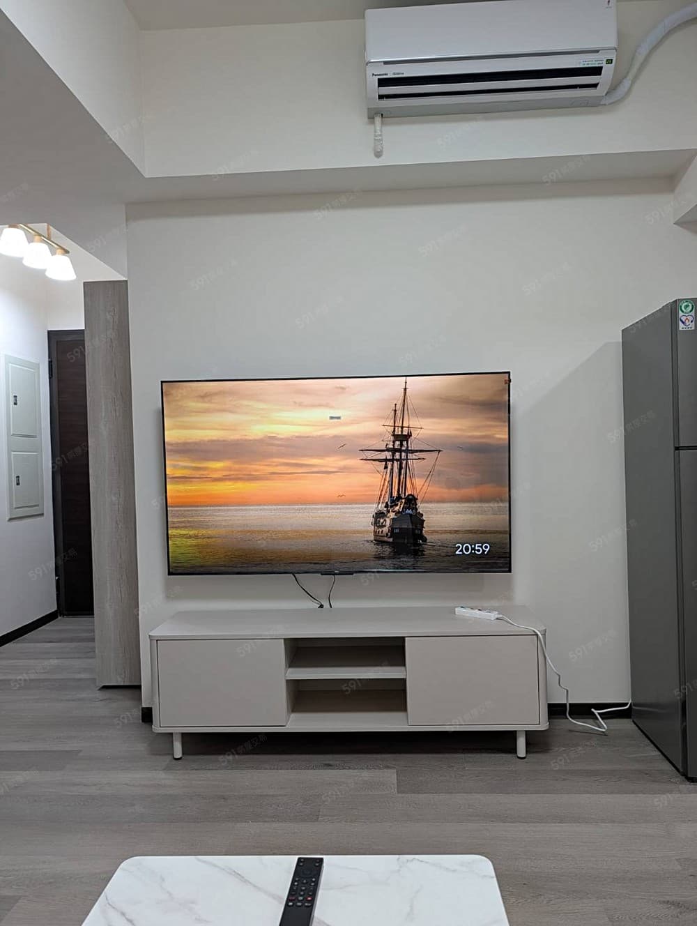 【丹佛花都】全新電器傢俱，一卡皮箱可入住，有玄關大客廳可租補