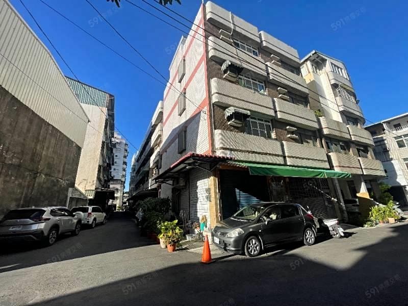 鳳山火車站近中華街及捷運正4樓8米騎樓透天