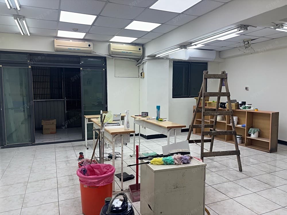 #板新捷運#光復國小中租補#可寵物#全新裝潢#住辦