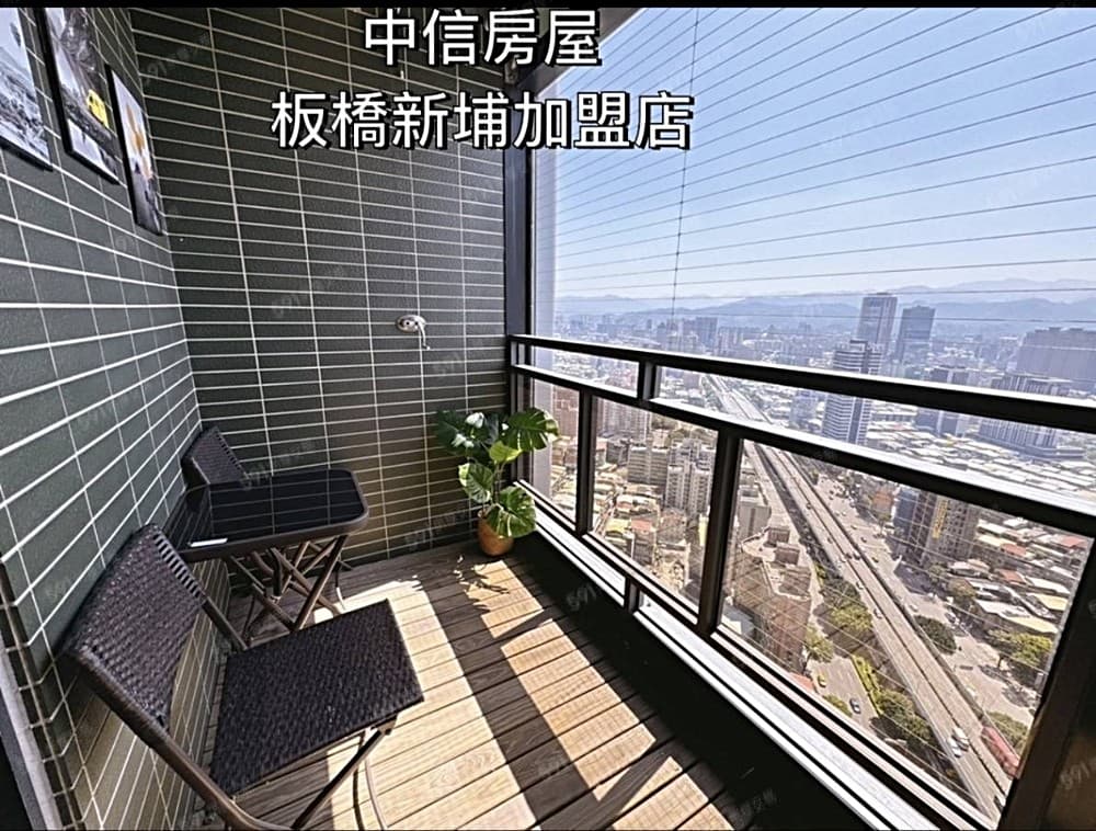 新巨蛋🌈邊間陽台景觀套房🌈中信~心妍