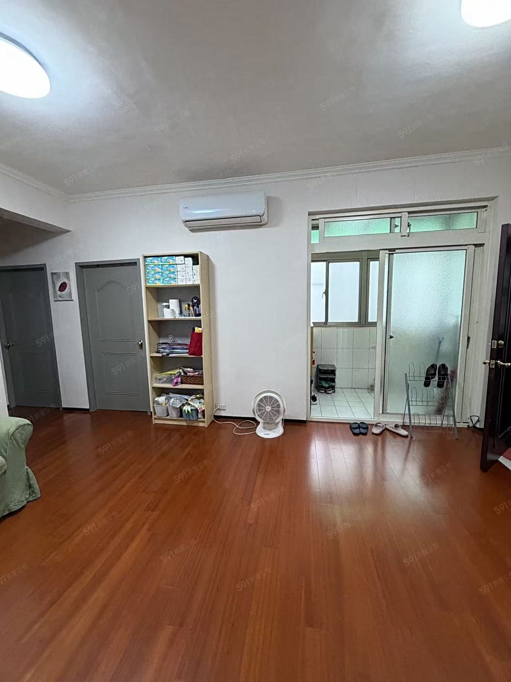 🌿台北松山區撫遠街｜明亮采光雅房出租｜家具齊全，拎包入住