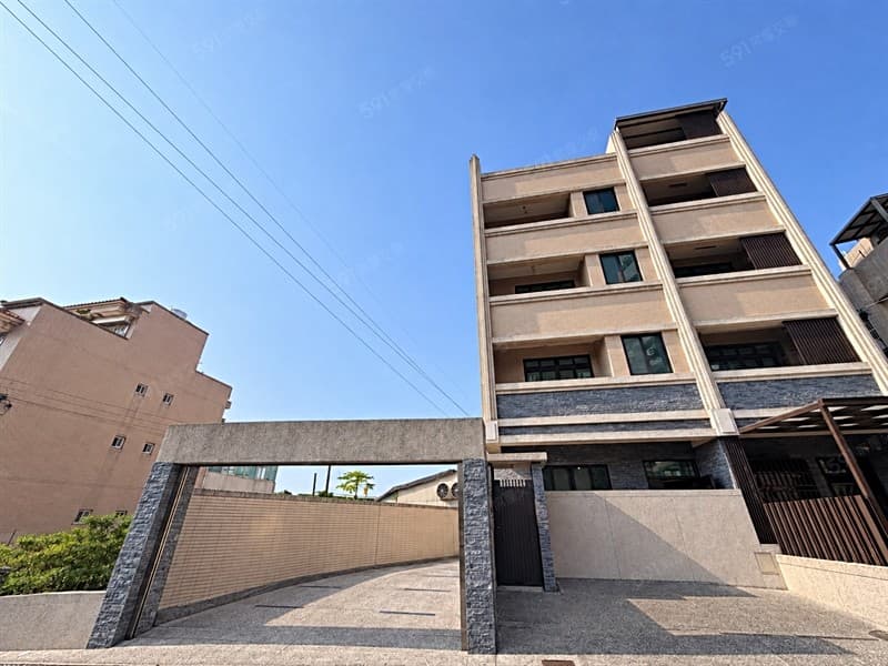 遠見專任🏠｜潭子勝利商圈百坪電梯別墅