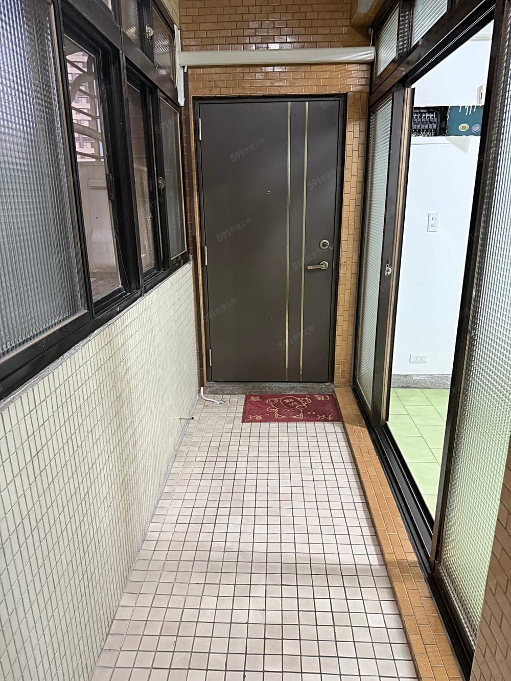 屋主自租機能佳圖書館公園下樓就到交通方便近交流道站牌麥當勞