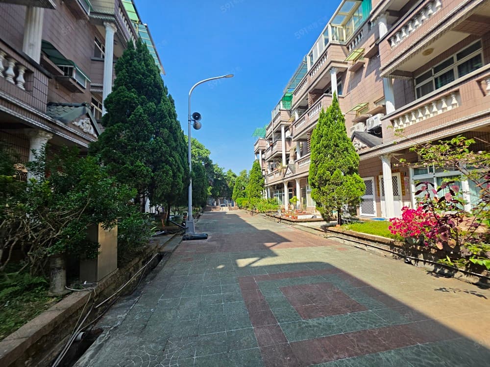 🏡👉歐式庭精緻裝潢花園別墅~4房+地下室自有車庫/大空間