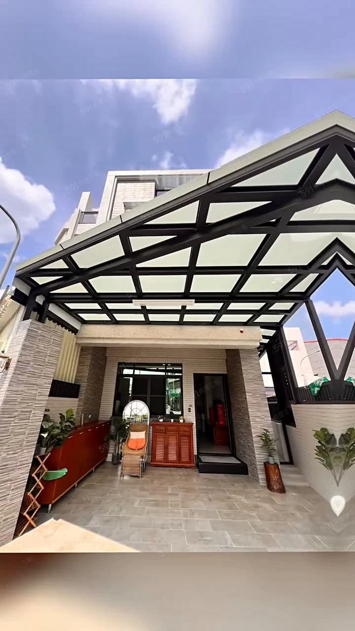東山區透天三樓半全新屋主自售