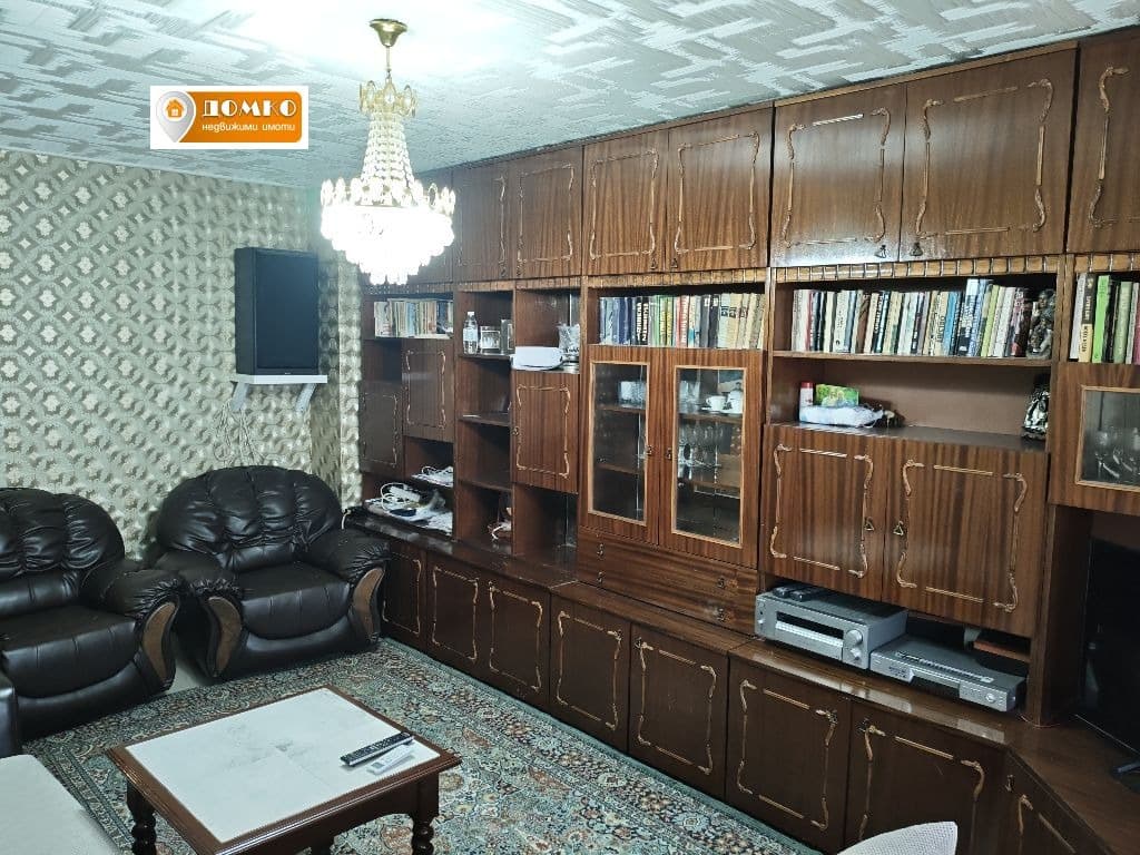 Продава 3-СТАЕН град Пазарджик, Устрем