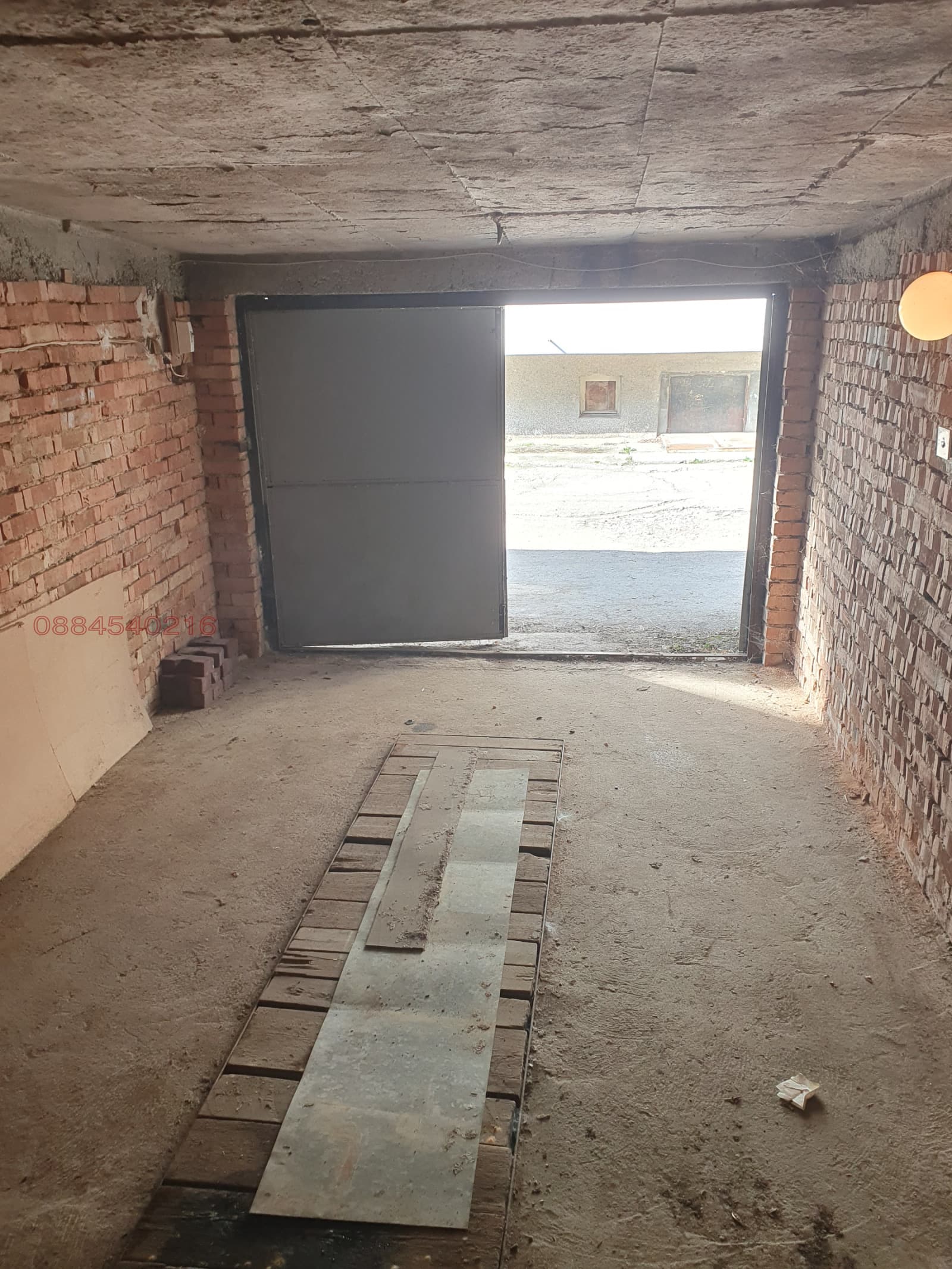 Продава ГАРАЖ град Добрич, ЖП Гара