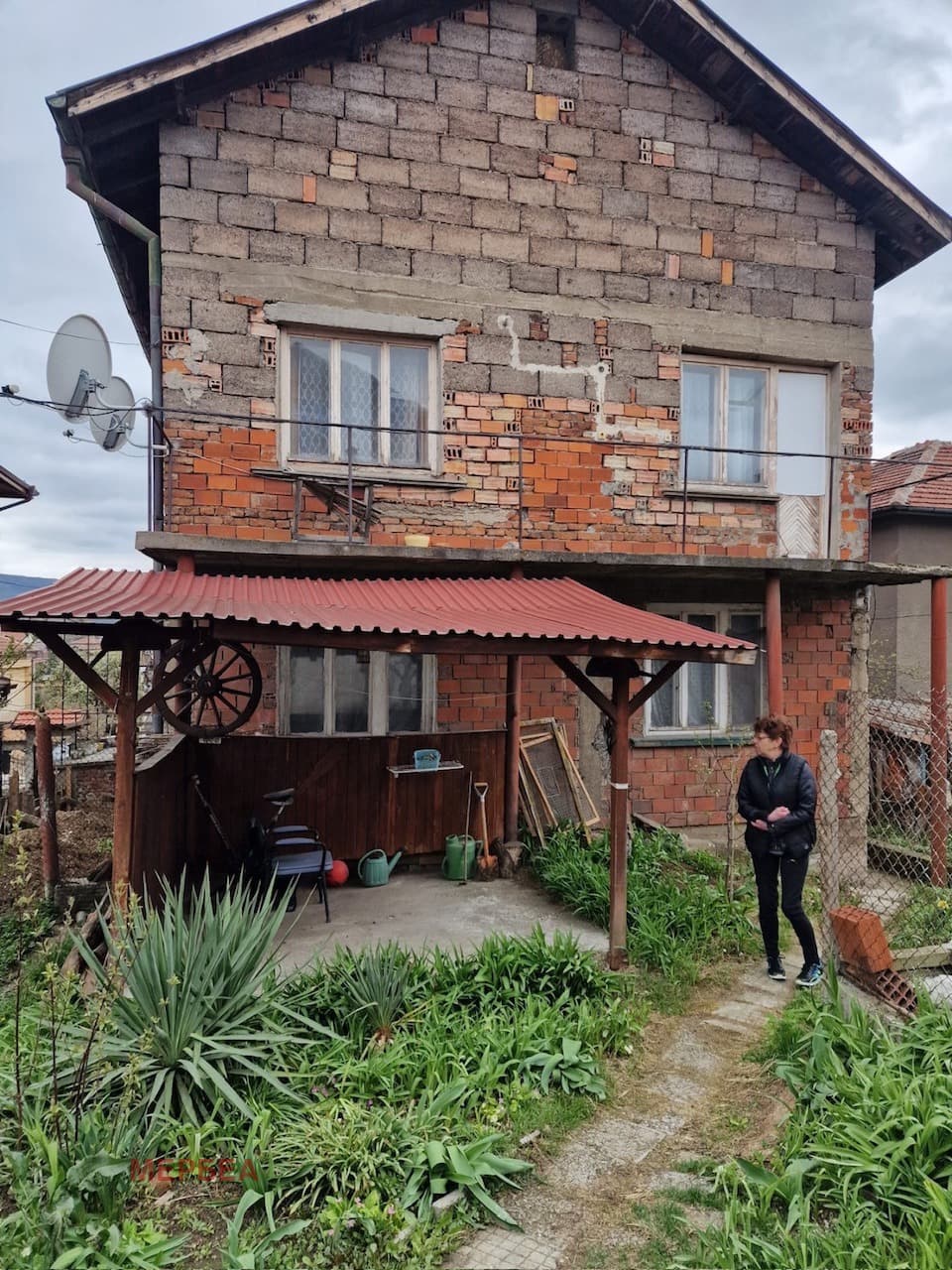 Продава КЪЩА град Перник, Байкушева махала