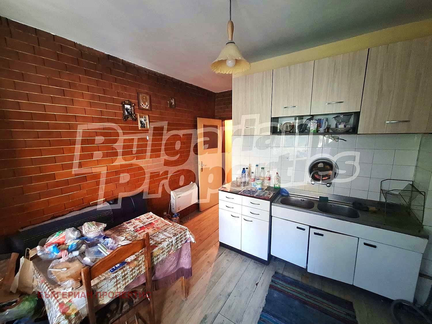 Продава 3-СТАЕН град Благоевград, Запад
