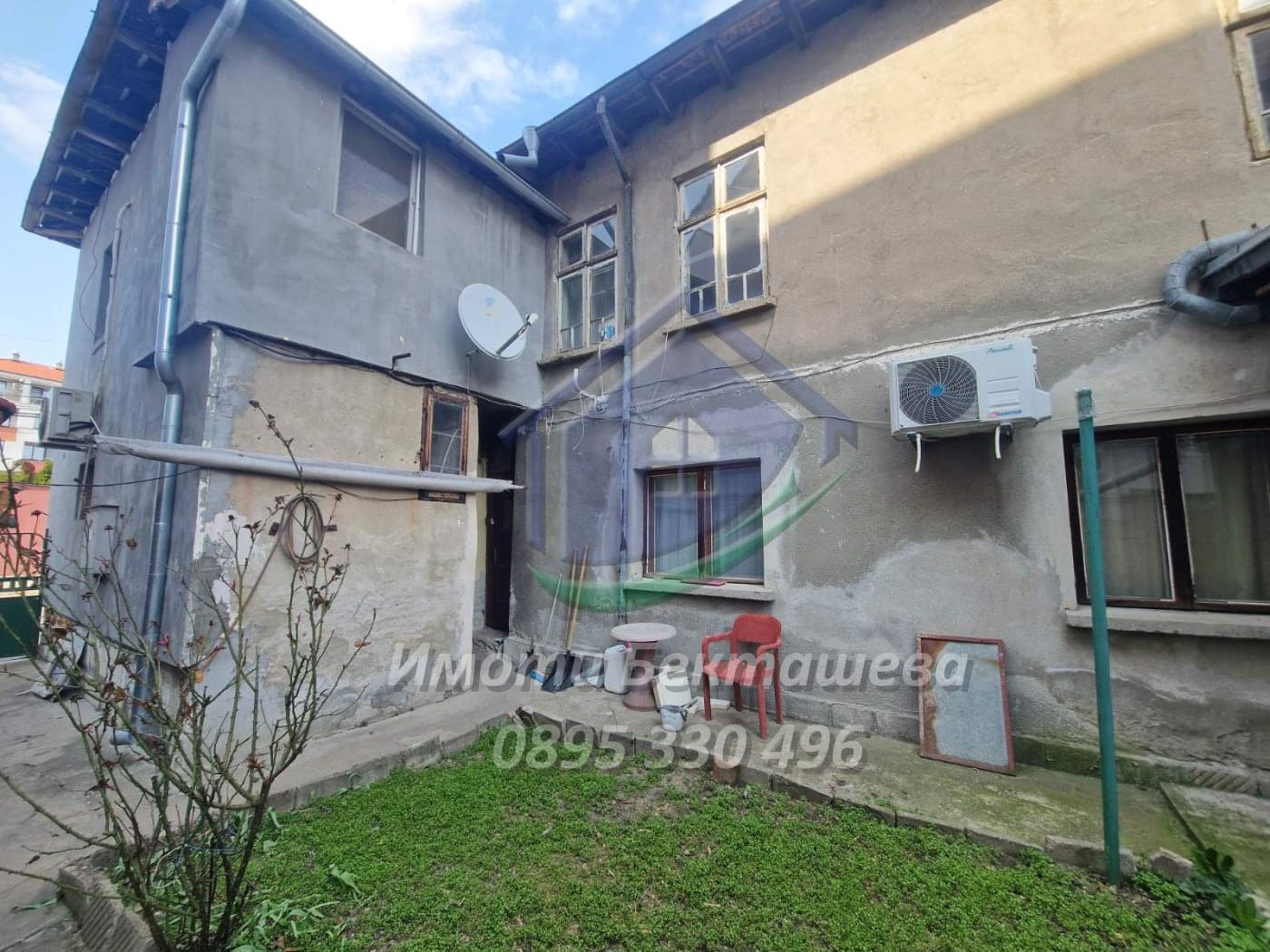 Продава ЕТАЖ ОТ КЪЩА град Русе, Център