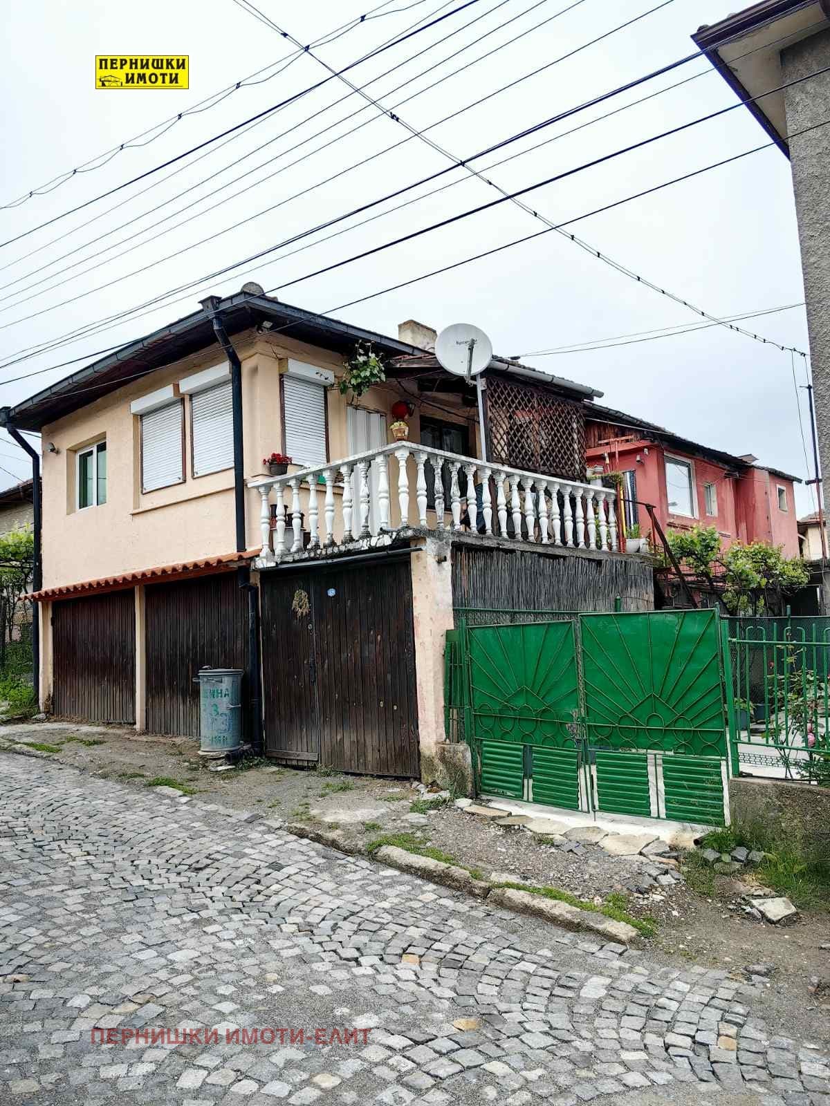 Продава КЪЩА град Перник, Клепало