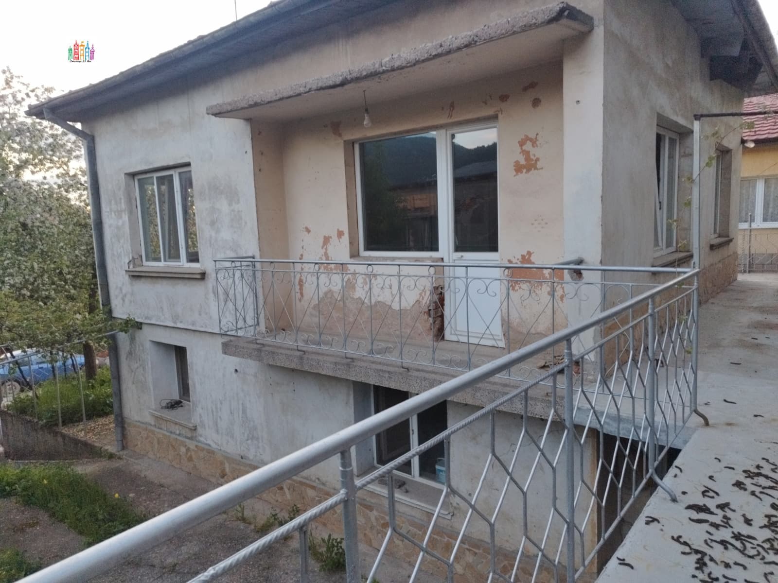 Продава КЪЩА град Перник, Ралица