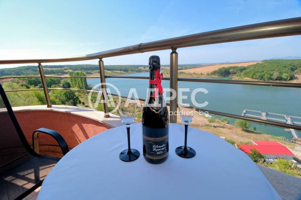 Продава ХОТЕЛ град Хасково, в.з. Хасково