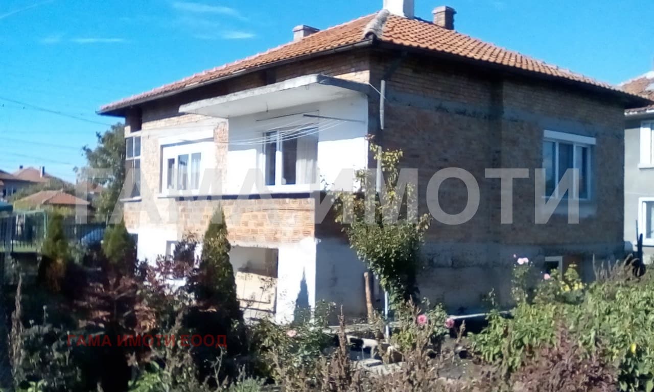 Продава КЪЩА град Бургас, Долно Езерово