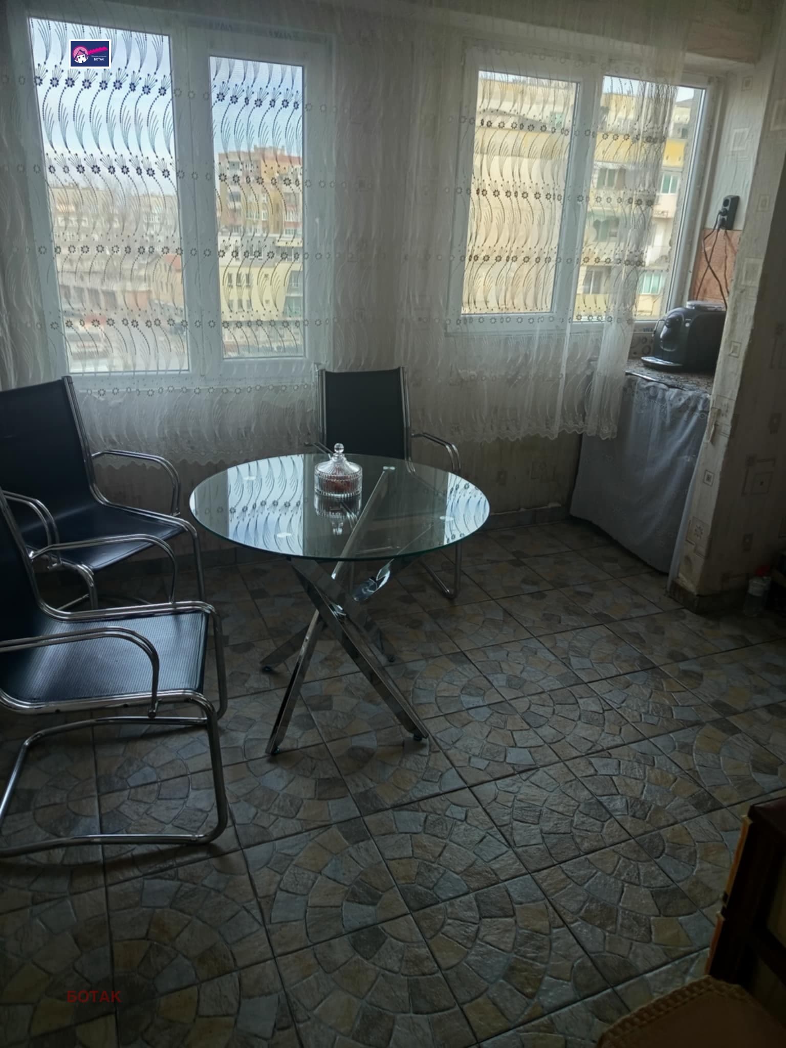 Продава 2-СТАЕН град Пазарджик, Изток
