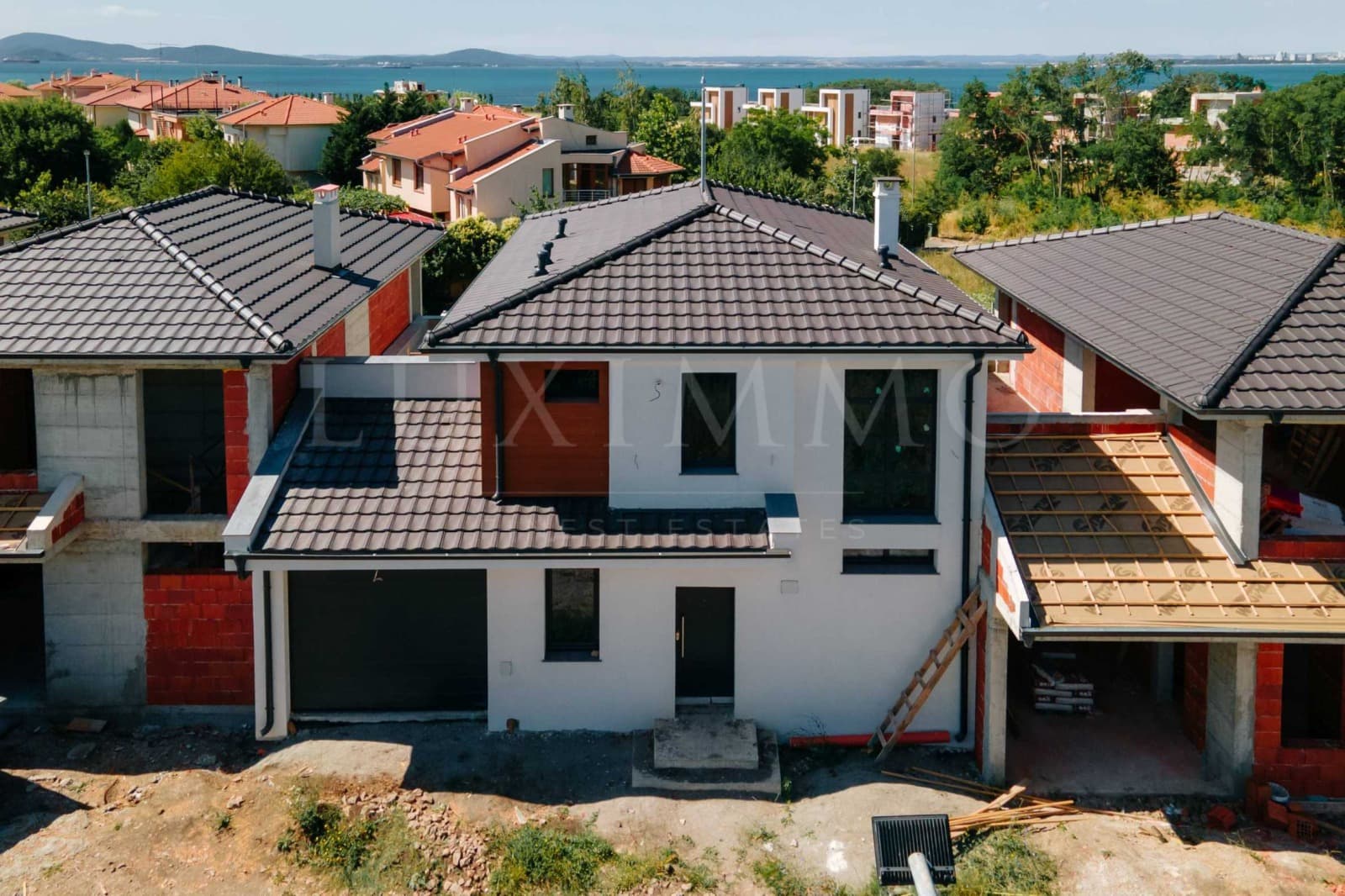 Продава КЪЩА град Бургас, Сарафово
