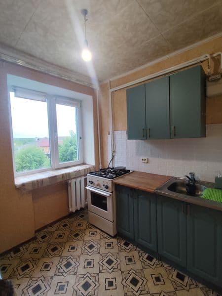 3к, 4/5 , м/п вікна,жилий стан